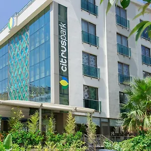 Citrus Park Hotell